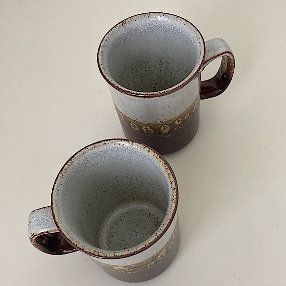 2 Dunoon Scotland Vintage Ceramic Stoneware Pottery Mugs Cups New Condition - Picture 8 of 12